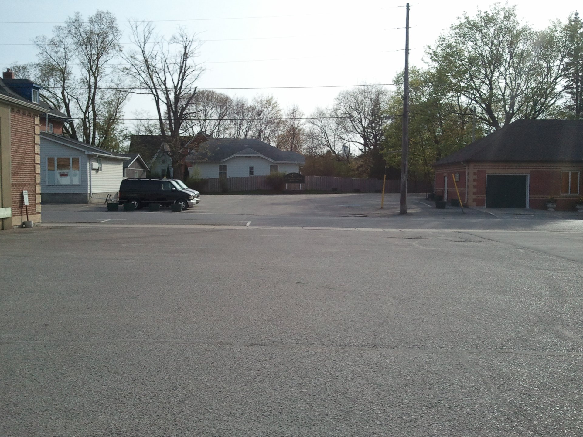 Exterior and parking at Wagg Funeral Home